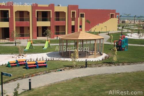 Tulip Resort 8